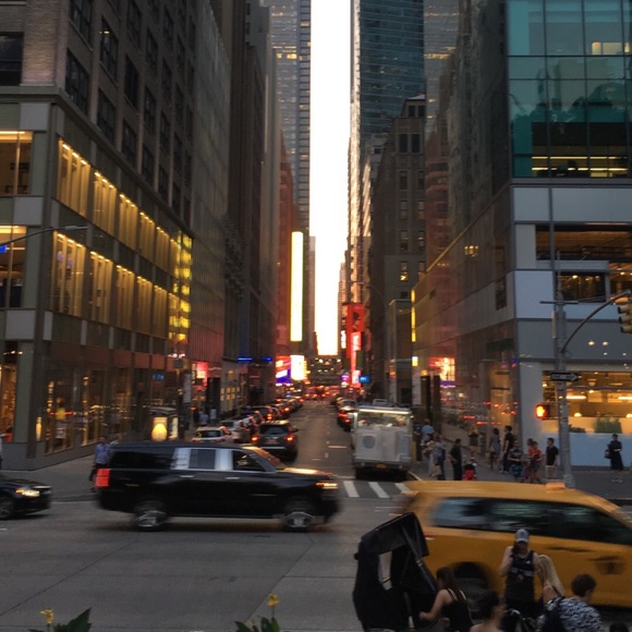 Meet your Posher, Watch - Picture 1 of 2